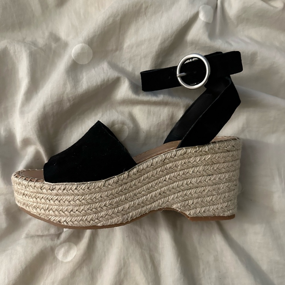 black dolce vida wedges